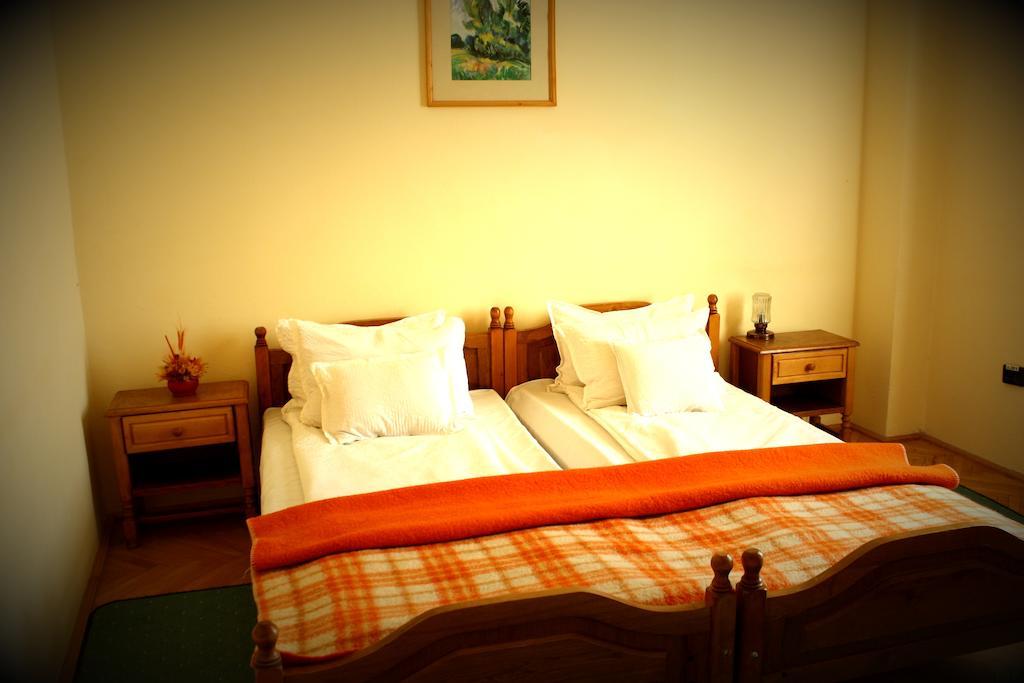 Hotel Tivoli Sovata Quarto foto